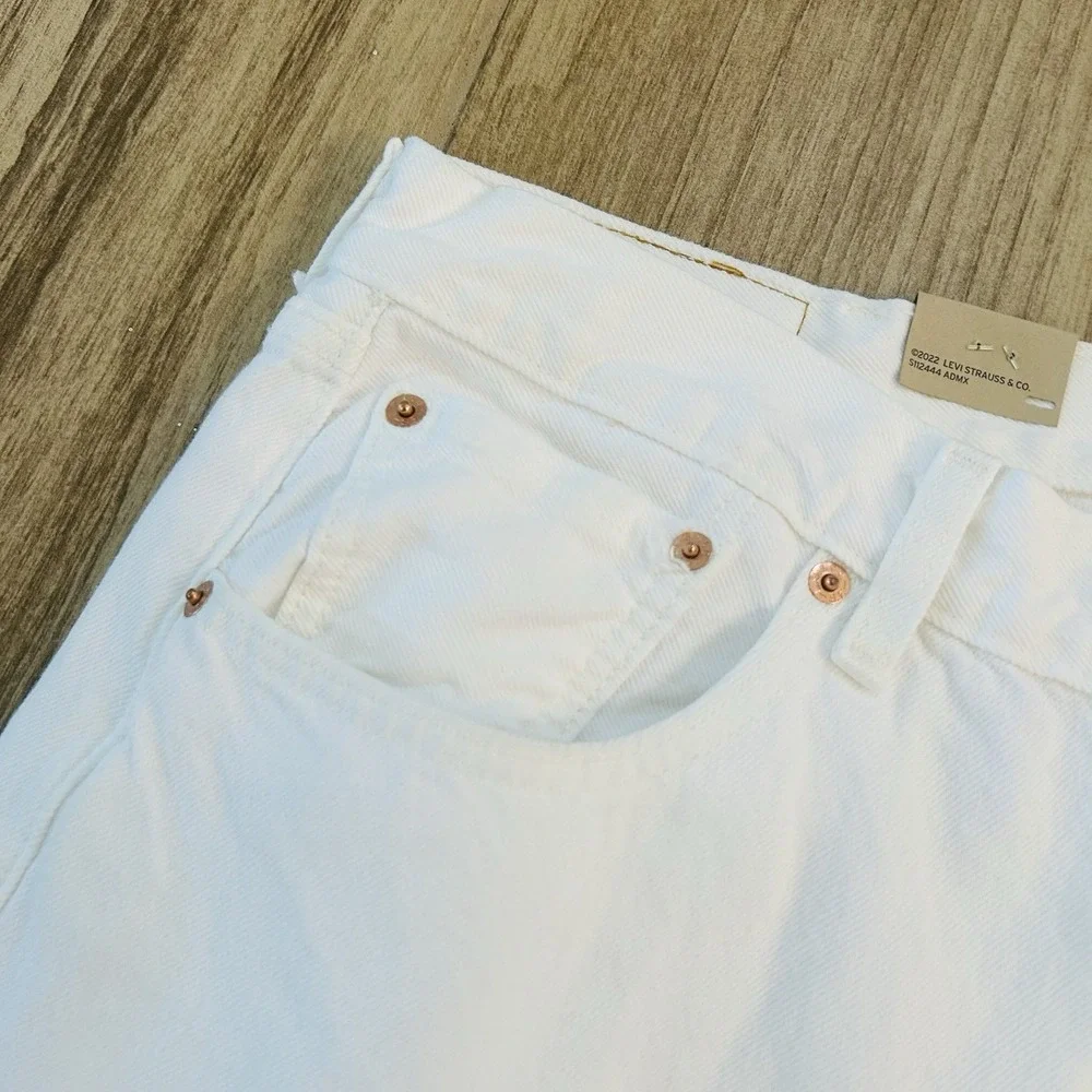 NWT Levi's 501 Original White  Denim Mens Jeans Size 40x34 New Button Fly
